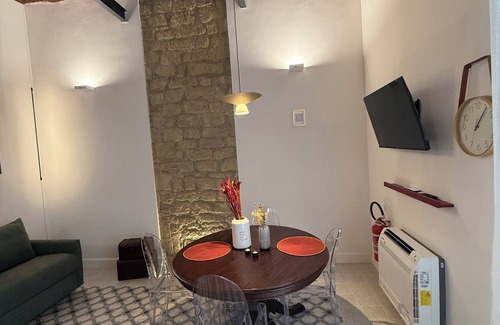 Vasto House | DOMUS RAFFAELE, True and Unique Heart of Naples, a stone's throw from Piazza Garibaldi