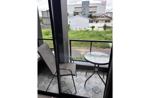 Thung Song Hong Apartment | Don Muang Lantern Suites with Maid Service