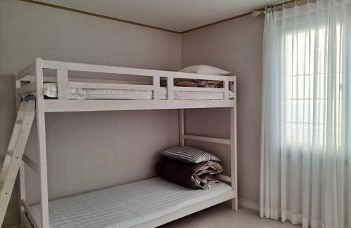 Chungmu House | Dongpirang Purple House 2