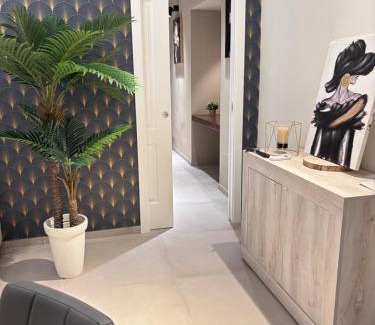 Torre Annunziata House | Donna Sofia