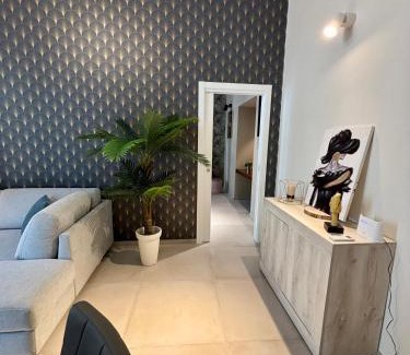 Torre Annunziata House | Donna Sofia