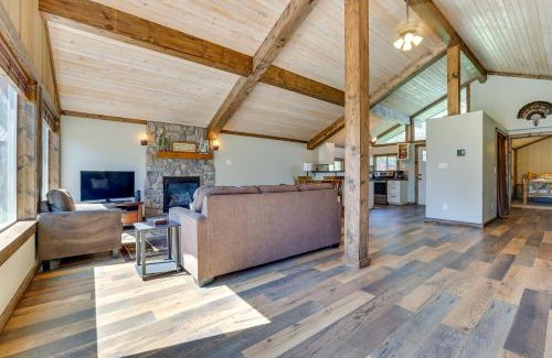 Donnelly House | Donnelly Cabin with Fire Pit 5 Mi to Boat and Ski!