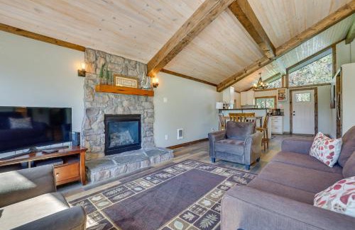 Donnelly House | Donnelly Cabin with Fire Pit 5 Mi to Boat and Ski!