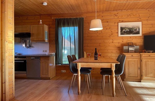 Rotacker House | Doppelhaushälfte in Hasselfelde