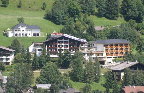 Bad Kleinkirchheim House | Doppelzimmer "glücksmomente" 53 m² - Wohlfühl & Genusshotel Felsenhof