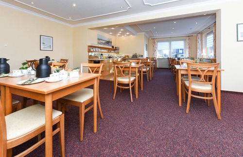 Esens Cottage | Doppelzimmer Memmert - Pension Nordkap in Bensersiel