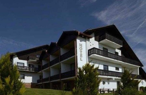 Waldeck Apartment | Doppelzimmer mit Balkon - Hotel & Ferienwohnungen Seeschlößchen