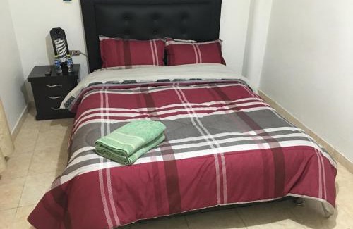 Engativa House | Dorado Airport rooms & apartments