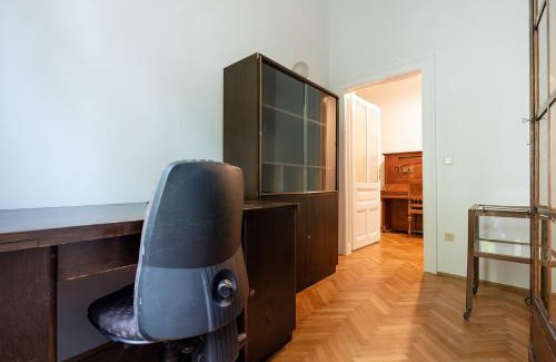 Penzing Apartment | Dornröschenschlaf am Stadtrand mit Anbindung ans Zentrum - 30 Minuten