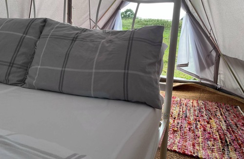 Loughborough Cabin | Double bell tent farm stay