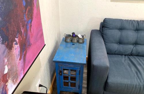 Emory Hotel | Double D Guest Cottage