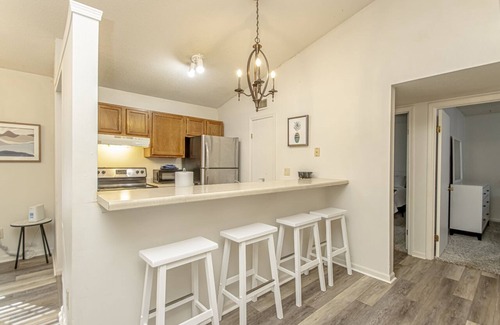 North Little Rock House | Double Diamond Rentals - West LR Home W/Fireplace