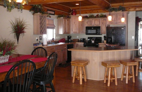 Rapid City Cabin | Double Diamond Ranch - Premier Cabin Close to Mount Rushmore & Custer Park!