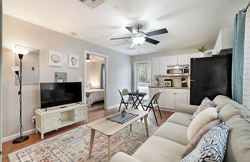 Hunt Club Apartment | Double Diamond Rentals - Your Tranquil Retreat