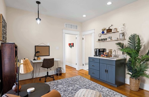 Williamstown House | Double Game Rooms! - 4BR Only 7 Min to Ark