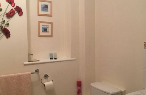 Kenn Other | Double or Twin-Private Bathroom