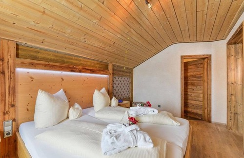 Sonnen Apartment | Double room Cat. A (3-6 nights) - Kur- & Vitalhotel Sonnen