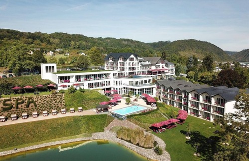 Loef House | Double room Exclusiv-Non Refundable BI 2P - Moselstern Parkhotel Krähennest