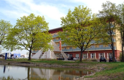Bad Windsheim House | Double room for single use - Kurhotel Pyramide AG