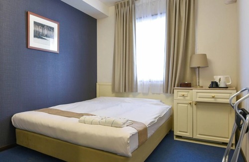 Nishishinsaibashi Hotel | Double room Nonsmoking | For consecutive ni/Osaka Ōsaka