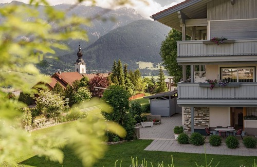 Haus im Ennstal Cottage | Double room standard breakfast - Cafe Pension Kitzer