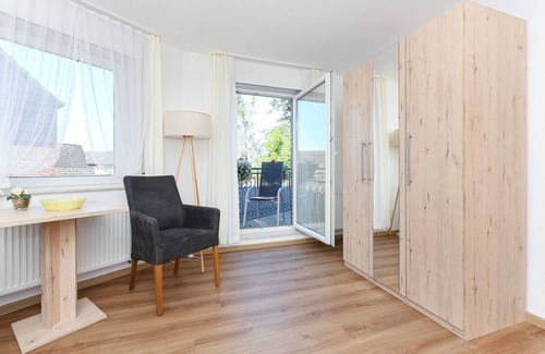 Neuharlingersiel Cottage | Double room with balcony or terrace - Double room in the Hotel-Pension