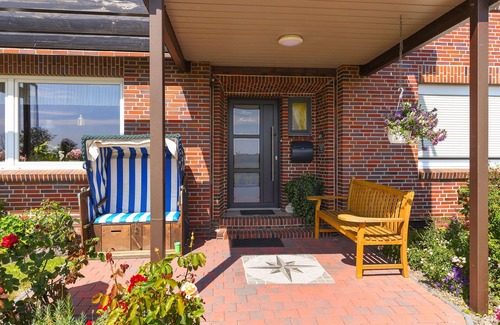 Neuharlingersiel Cottage | Double room with balcony or terrace - Double room in the Hotel-Pension