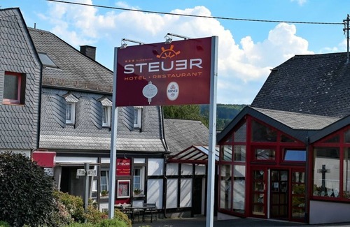 Allenbach House | Double Shower/WC, Standard - Hotel-Café-Restaurant Steuer