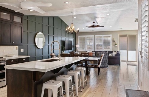 Santa Clara House | Double the Fun: Paradise Village Waterpark - Great for Family Reunions!