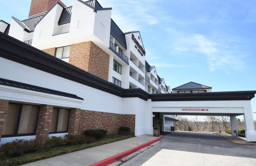 Pikesville Hotel | DoubleTree By Hilton Baltimore North Pikesville