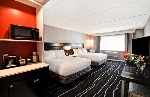 Deadwood Hotel | DoubleTree by Hilton Deadwood at Cadillac Jack's