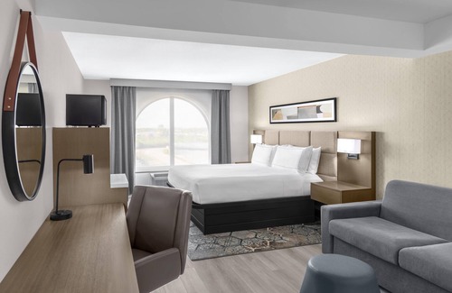 Bentonville - Fayetteville Hotel | DoubleTree by Hilton Springdale