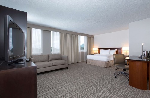 Deerfield Beach Hotel | DoubleTree by Hilton Deerfield Beach Boca Raton