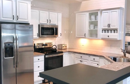 Douglas House | Douglas Beach Rental - Close to everything! Sleeps up to 12.