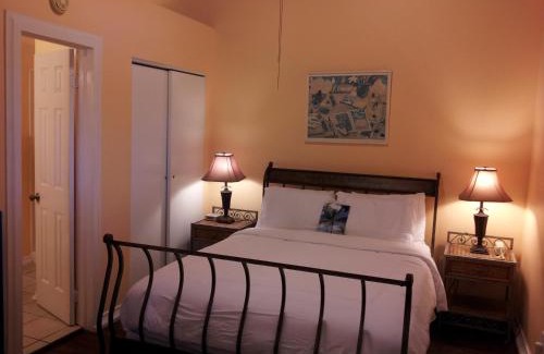 Uptown - Upper Duval Hotel | Douglas House