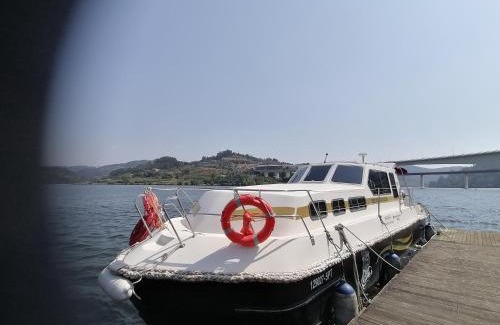Bitetos Boat Rental | Douro Houseboats