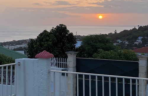 Saint-Charles House | Doux Chalet II