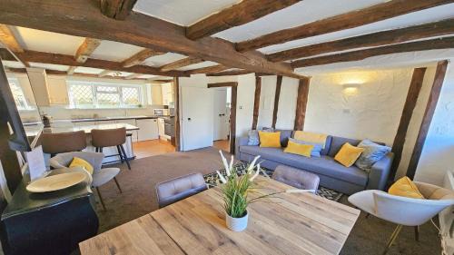 Croyde House | Dove Cott Croyde Sleeps 4 Central Location