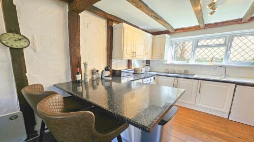 Croyde House | Dove Cott Croyde Sleeps 4 Central Location