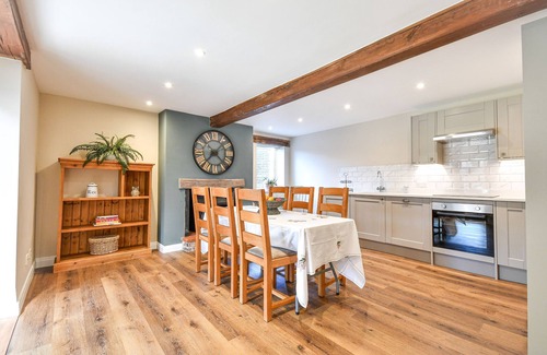 Goole Cottage | Dovecote Farm House