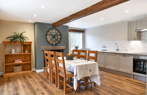 Goole Cottage | Dovecote Farm House