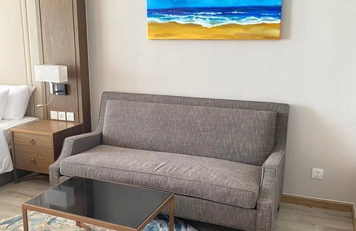 Tran Phu Beach Hotel | Down town Nha Trang beach