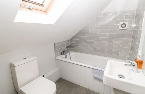 St. Giles on the Heath Cottage | DOWNICARY CHAPEL STABLE, pet friendly in St Giles-On-The-Heath