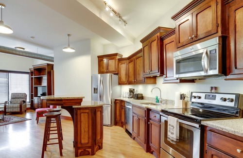 Auburn Apartment | Downtown Auburn Vacation Rental: Central Location!