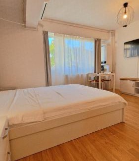 Bucharest Apartment | Downtown Central Oasis Tineretului -Self Check-in- 1min Metro Station