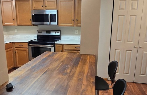 Chanhassen House | Downtown Chanhassen Townhome - 3 bedrooms