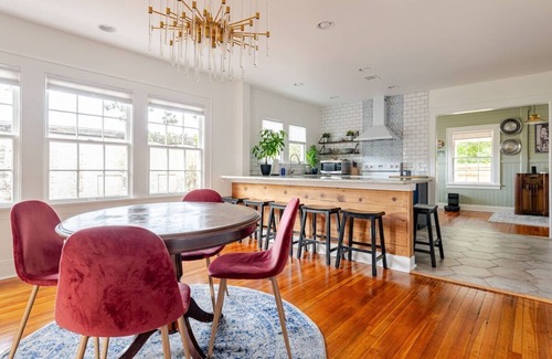 South Pensacola House | Downtown Charmer Near Downtown 15 Mins to Pensacola Beach!