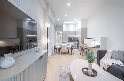 Downtown Montreal Apartment | Downtown Core - Ultra Modern 1 Bedroom Apartment