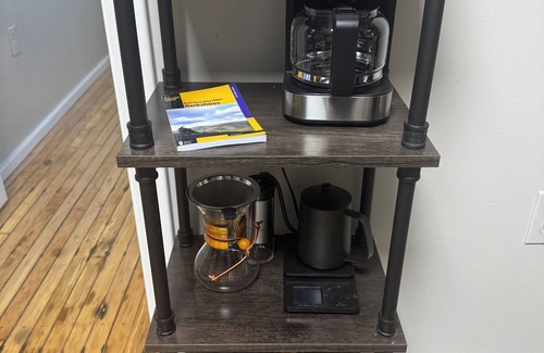 Lee Apartment | Downtown Gateway to the Berkshires. Walk to Everything.