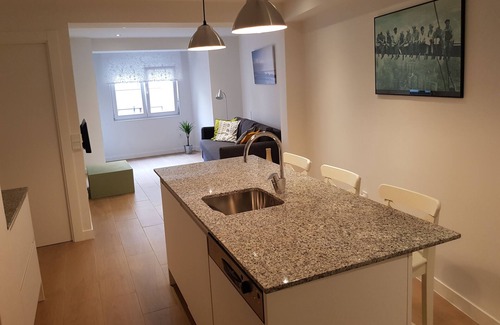 Distrito Llano Apartment | Downtown Gijón Apartment - 6 places - 2 bathrooms - Refurbished 2018